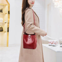 Bolsa Feminina Crock Louise Modelo Sofisticado e Moderno - Miss Bella Store - Miss Bella Store