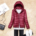 Jaqueta Feminina Puffer com Capuz - Miss Bella Store - Miss Bella Store